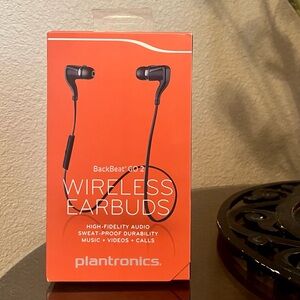 Plantronics BackBeat GO 2 Wireless Earbuds in Black